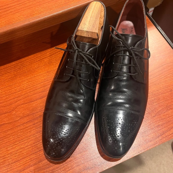Magnanni for Neiman Marcus derbies size 9M